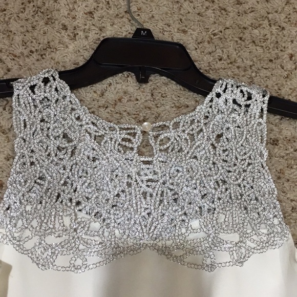 Dress - Picture 4 of 5